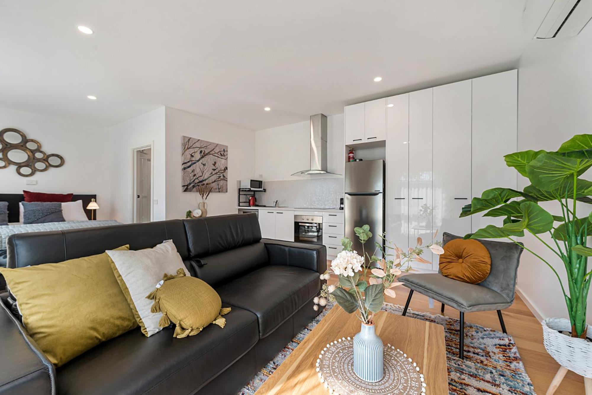 Carnegie Comfy Studio With Shared Backyard Near Racecourse מראה חיצוני תמונה